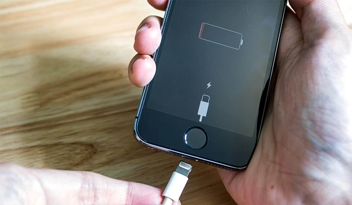 Smartphone charger